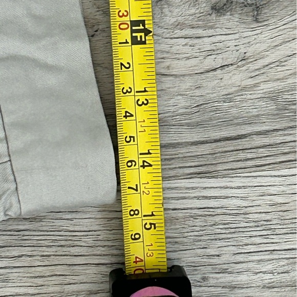 Levi Strauss Women's Gray Casual Shorts with Drawstring Sz 28 - Picture 10 of 12